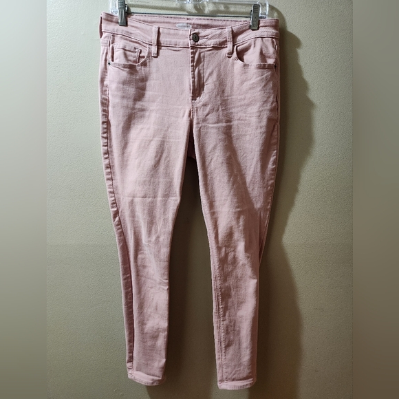 Old Navy Denim - Old Navy, stretchable, creamy pink denim, skinny jeans, size 10